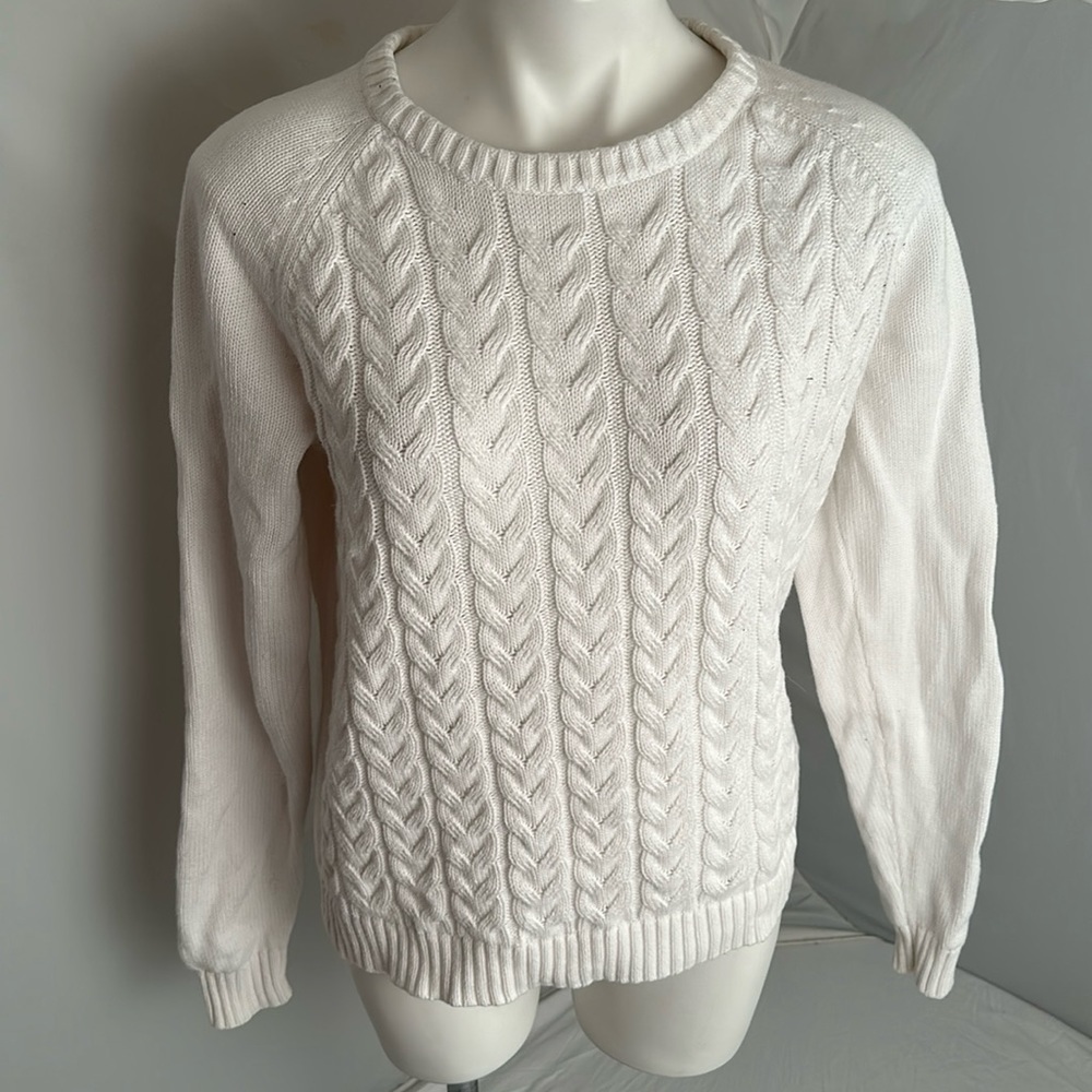 Lands End Drifter white cable knit crew neck sweater